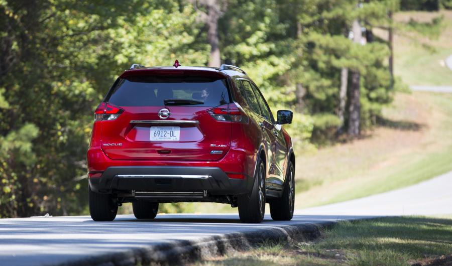  Nissan Rogue Hybrid 2016 года  (фото 25 из 36)